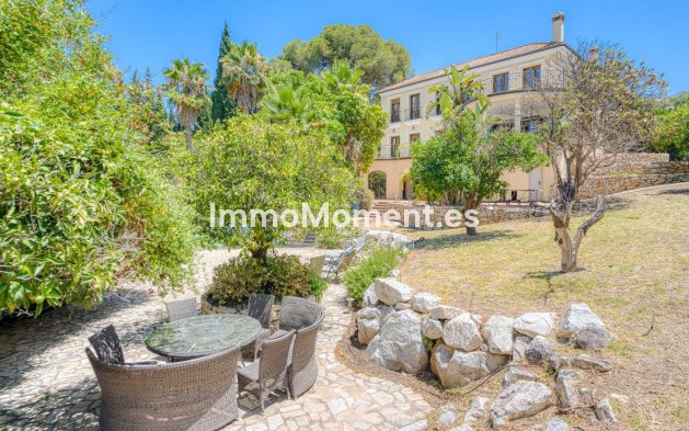 Resale - Detached villa - Inland  - Alhaurín el Grande Centro