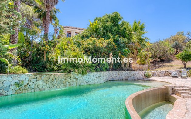 Resale - Detached villa - Inland  - Alhaurín el Grande Centro