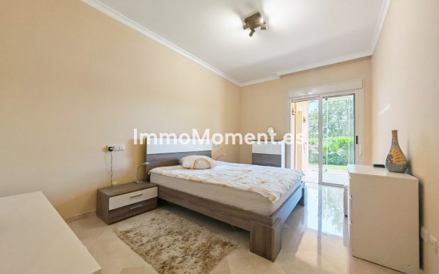 Resale - Apartment - Marbella - La Mairena