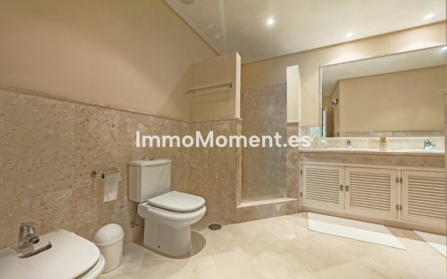Resale - Apartment - Marbella - La Mairena