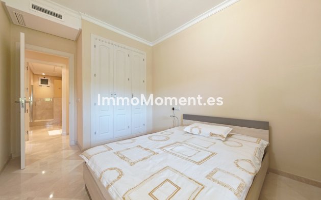 Resale - Apartment - Marbella - La Mairena
