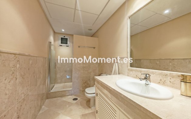 Resale - Apartment - Marbella - La Mairena
