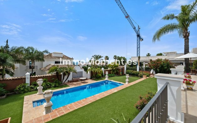 Reventa - Villa independiente - Marbella - Sierra Blanca