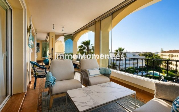 Wiederverkauf - Wohnung - Marbella - Elviria