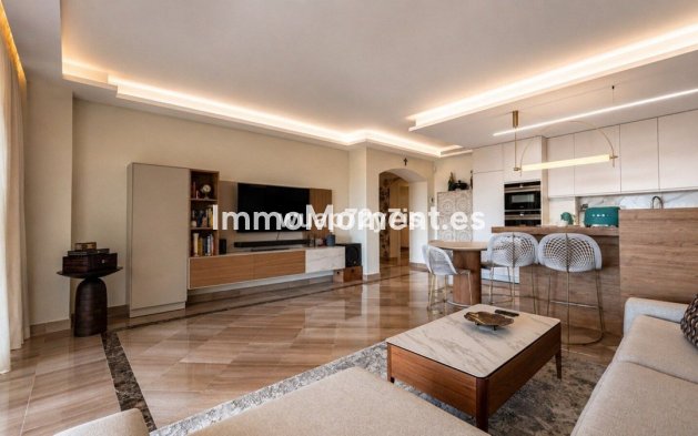 Wiederverkauf - Wohnung - Marbella - Elviria