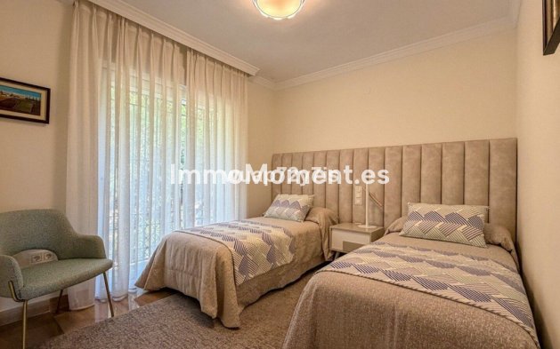 Wiederverkauf - Wohnung - Marbella - Elviria