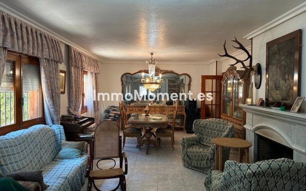 Bestaande woning - Vrijstaande villa - Torrevieja - Torrevieja Centro