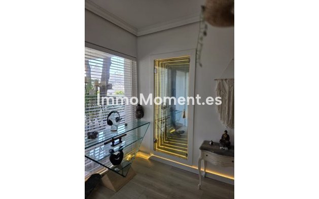Resale - Detached villa - Marbella - Hacienda Las Chapas