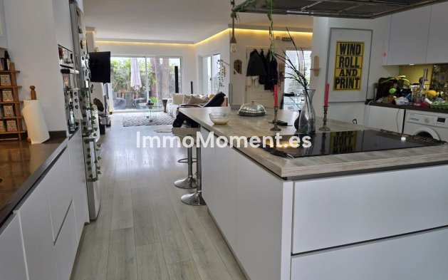 Resale - Detached villa - Marbella - Hacienda Las Chapas