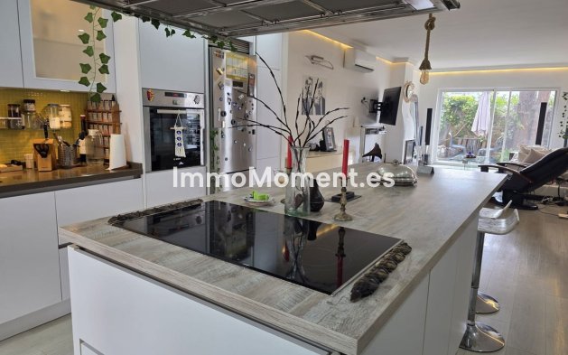 Resale - Detached villa - Marbella - Hacienda Las Chapas