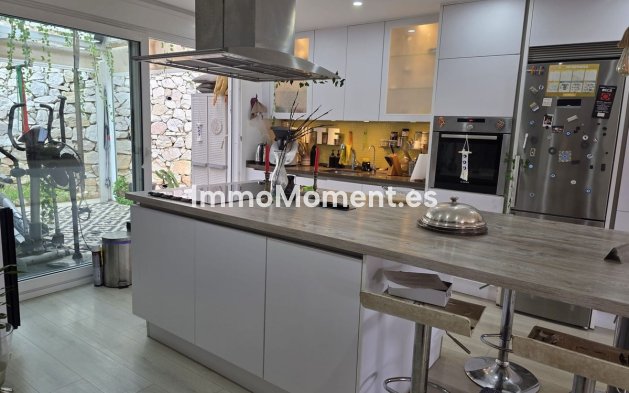 Resale - Detached villa - Marbella - Hacienda Las Chapas