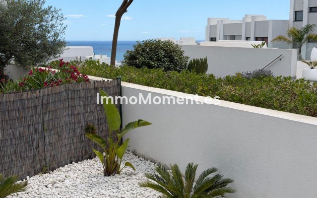 Resale - Apartment - Casares - Casares Centro