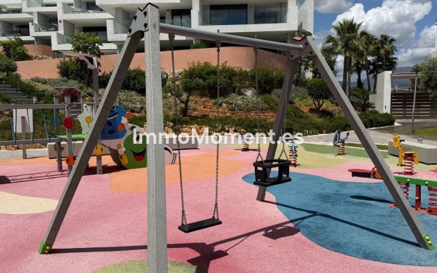 Resale - Apartment - Casares - Casares Centro
