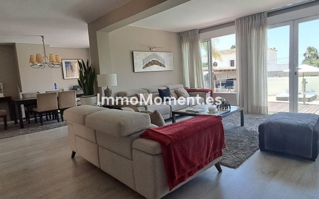 Wiederverkauf - Freistehende Villa - Marbella - Marbella Centro