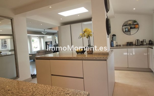 Wiederverkauf - Freistehende Villa - Marbella - Marbella Centro