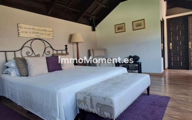 Wiederverkauf - Freistehende Villa - Marbella - Marbella Centro