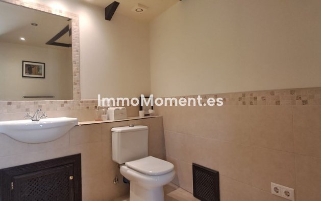 Wiederverkauf - Freistehende Villa - Marbella - Marbella Centro