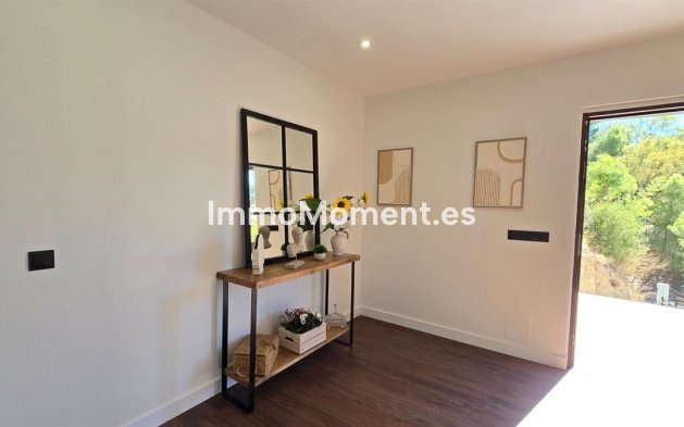 Reventa - Villa independiente - Málaga - Limonar