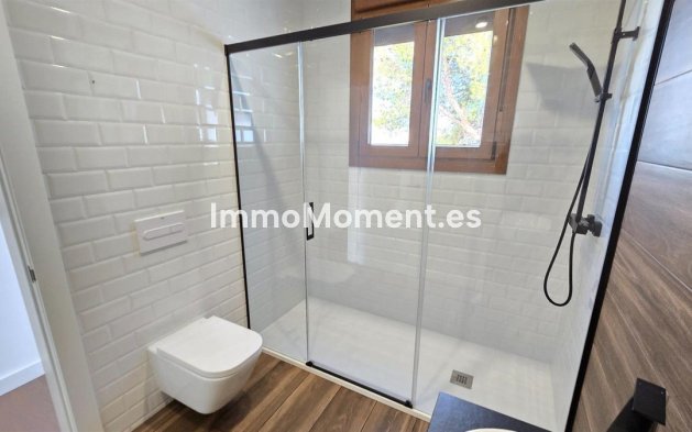 Reventa - Villa independiente - Málaga - Limonar