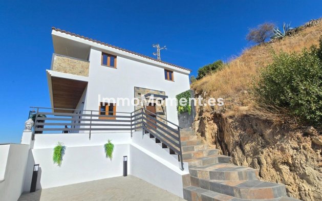 Reventa - Villa independiente - Málaga - Limonar