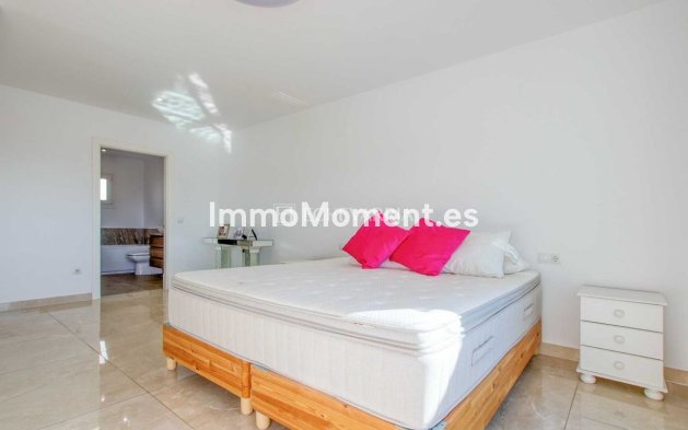 Resale - Townhouse - Marbella - Marbella Centro