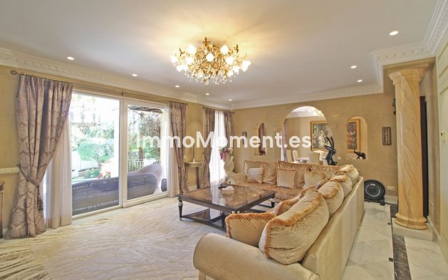 Wiederverkauf - Freistehende Villa - Marbella - Bahía de Marbella