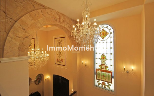 Wiederverkauf - Freistehende Villa - Marbella - Bahía de Marbella