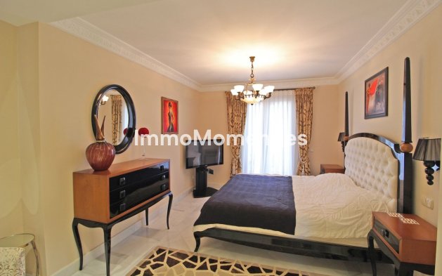 Wiederverkauf - Freistehende Villa - Marbella - Bahía de Marbella