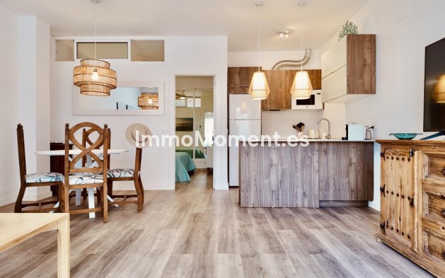 Resale - Apartment - Benalmadena - Torremuelle