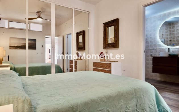 Resale - Apartment - Benalmadena - Torremuelle