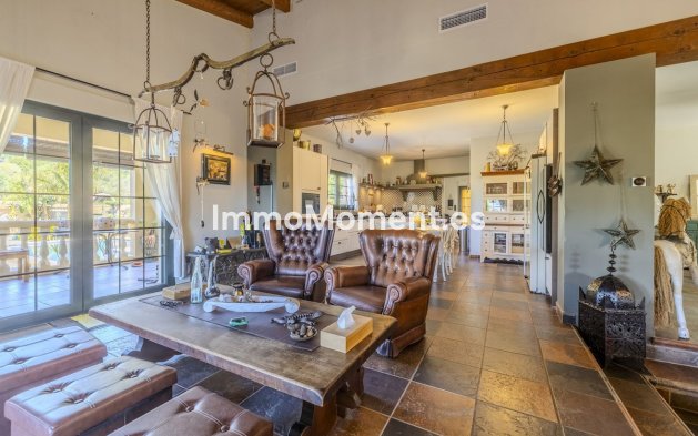Resale - Detached villa - Pedreguer - Pedreguer Centro