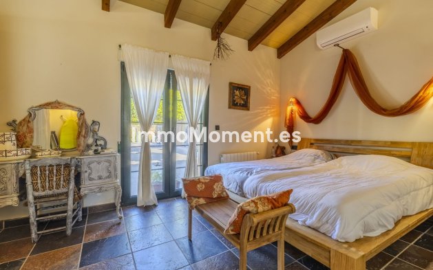 Resale - Detached villa - Pedreguer - Pedreguer Centro