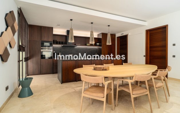 Reventa - Apartamento - Casares - Casares Centro