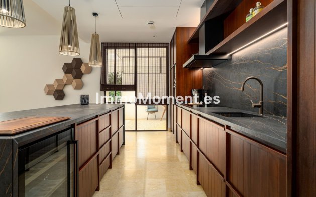 Reventa - Apartamento - Casares - Casares Centro