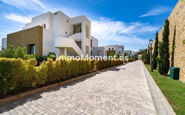 Reventa - Apartamento - Casares - Casares Centro