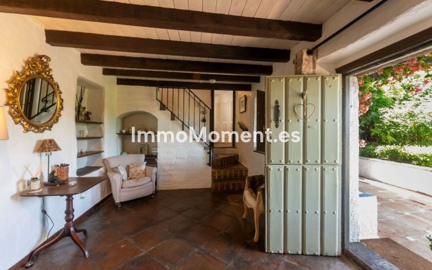 Resale - Country house - Inland  - Alhaurín el Grande Centro