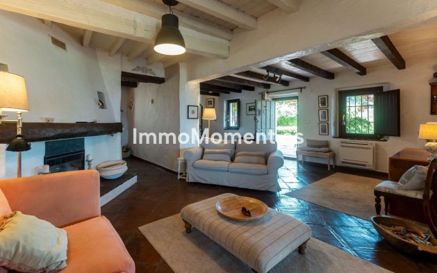 Resale - Country house - Inland  - Alhaurín el Grande Centro