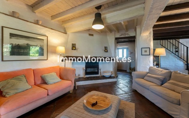 Resale - Country house - Inland  - Alhaurín el Grande Centro