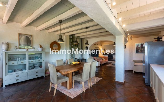 Resale - Country house - Inland  - Alhaurín el Grande Centro