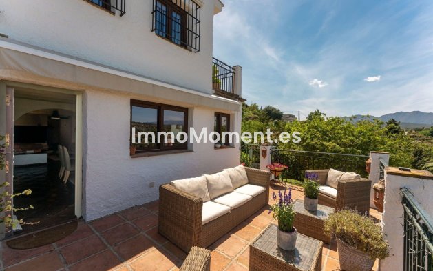 Resale - Country house - Inland  - Alhaurín el Grande Centro