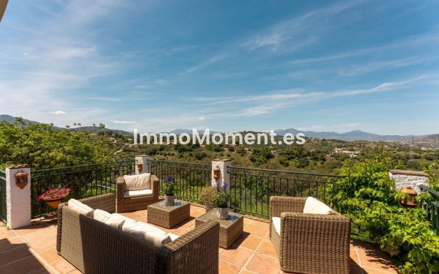 Resale - Country house - Inland  - Alhaurín el Grande Centro