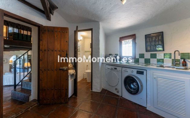 Resale - Country house - Inland  - Alhaurín el Grande Centro