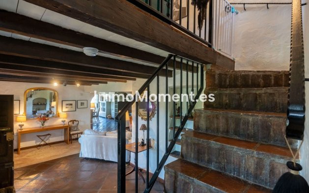 Resale - Country house - Inland  - Alhaurín el Grande Centro