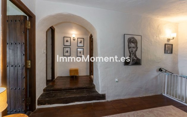 Resale - Country house - Inland  - Alhaurín el Grande Centro