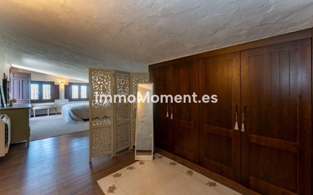 Resale - Country house - Inland  - Alhaurín el Grande Centro