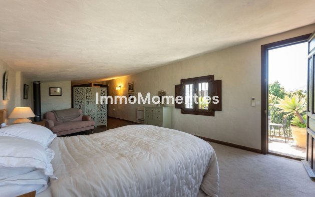 Resale - Country house - Inland  - Alhaurín el Grande Centro