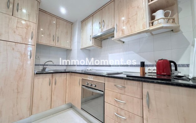 Resale - Apartment - Estepona - Estepona Centro