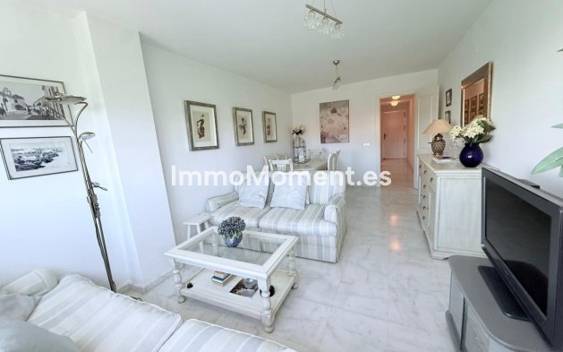 Resale - Apartment - Estepona - Estepona Centro
