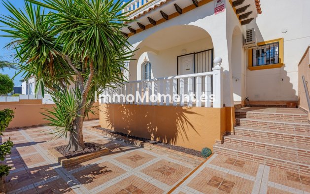 Wiederverkauf - Freistehende Villa - Orihuela - Lomas de Cabo Roig