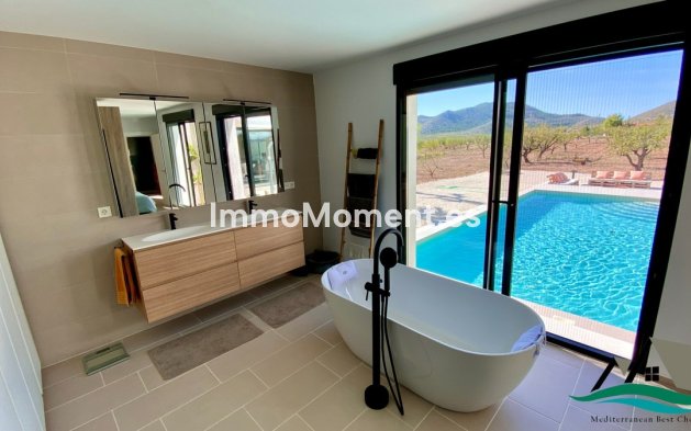Resale - Detached villa - La Romana - La Romana Centro